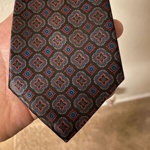 Lucien Amato - padded tie